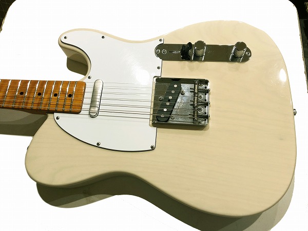 Fender系 コンポーネント・テレキャスター アッシュボディ＋フィギュア  