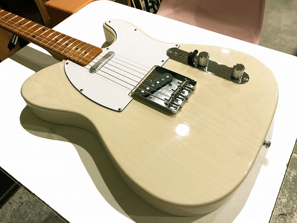 Fender系 コンポーネント・テレキャスター アッシュボディ＋フィギュア  