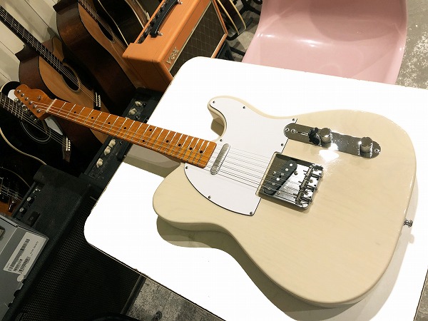 Fender系 コンポーネント・テレキャスター アッシュボディ＋フィギュア  