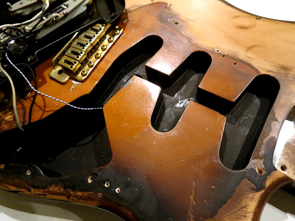 fenderjapansrvitaku (2).jpg 