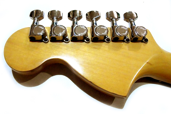 Fender Japan Eシリアル期 年～年製 ST リッチー