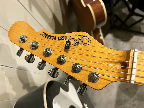 希少】G&L USA ASAT classicチェリーサンバースト - ギター 